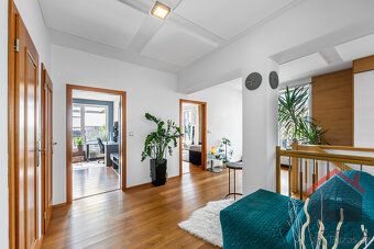 PENTHOUSE BOLEVECKÁ: Luxus s panoramatickým výhledem Předsta