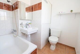 Dovoluji si Vám nabídnout k pronájmu byt o dispozici 2+1 v o