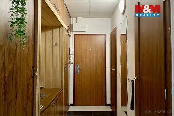 Nabízíme Vám k prodeji byt 4+1, předělaný na 3+1 s balkonem 