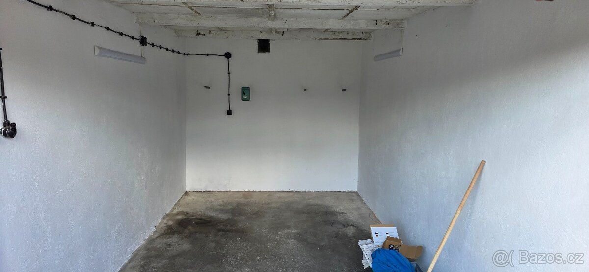 Nabízím k pronájmu suchou a udržovanou garáž v žádané lokali