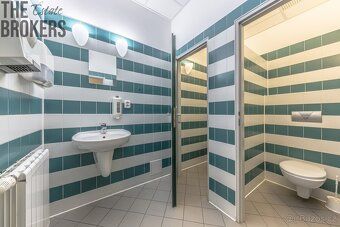 Nabízíme k pronájmu kancelářskou budovu v jedné z nejlepších