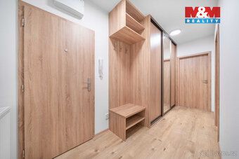 Nabízíme k pronájmu moderní byt 1+kk o velikosti 32 m² v kli