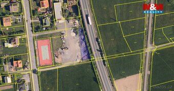 Nabízíme k prodeji jedinečný pozemek o rozloze 700 m², situo