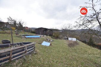 Ev.č. 01815 Nabízíme k prodeji chatu s pozemkem o celkové vý