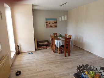 Prodej prostorného rodinného domu dispozice 5+1 s podlahovou