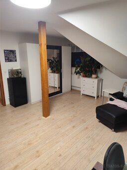 Prodám rodinný dům 5+kk 248m2. Dům se nachází v krásné a tic