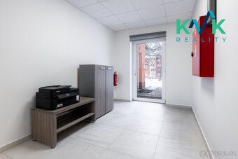 Představujeme Vám ke koupi komerční prostory, situované v Ka