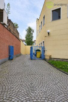 Nabízíme k pronájmu nebytový prostor v samotném centru Novéh