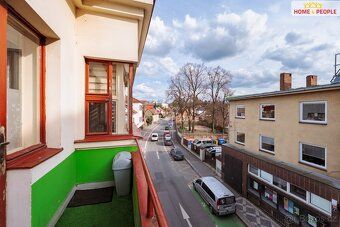 včetně všech poplatku, právního servisu a provize RK a parko