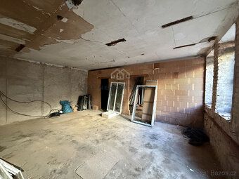 Byt E představuje prémiovou jednotku v přízemí domu, která z
