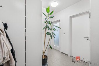 Pronájem, byty/2+kk, 48 m2, Thomasova 235/3, 15500 Praha, Hl