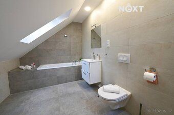 Dovoluji si Vám nabídnout ke koupi moderní, zděný rodinný dů