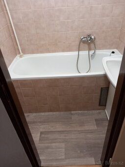 Nabízím k pronájmu byt 2+1 o výměře 54,10 m² podlahové ploch