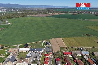 Nabízíme Vám stavební pozemek k bydlení o výměře 1732 m² v k