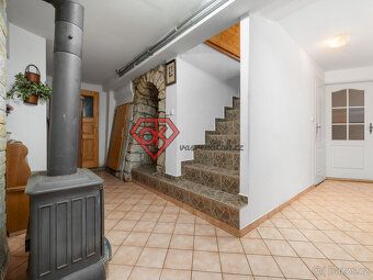 Vítejte v Kunačicích! Hledáte krásný rodinný dům nebo luxusn