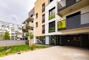 K dlouhodobému podnájmu nabízíme zcela nový, dosud neobývaný