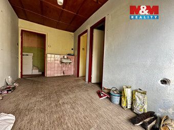 Nabízíme k prodeji samostatně stojící rodinný dům o užitné p