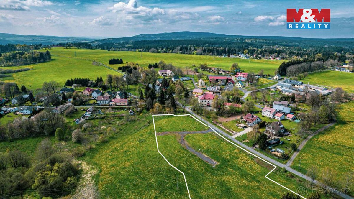 K prodeji nabízíme soubor 3 stavebních pozemků v obci Zádub 