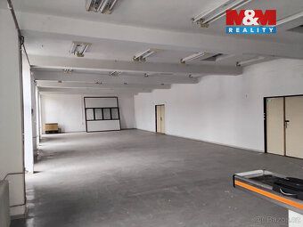 Nabízíme k pronájmu komerční prostory o velikosti 201 m² v p