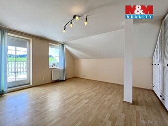 Prodej krásného rodinného domu o celkové ploše 200m² a dispo