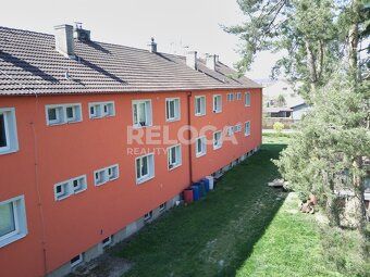 Nabízím k prodeji prostorný byt 3+1 o velikosti 76 m² v klid