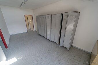 Bezno, prodej výrobně-skladového areálu o zastavěné ploše 86