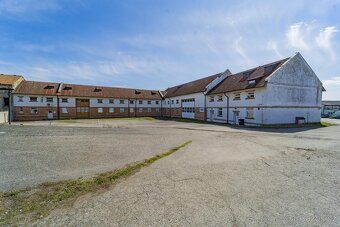 Bezno, prodej výrobně-skladového areálu o zastavěné ploše 86