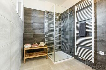 Hledáte velký apartmán v Lipně nad Vltavou bez kompromisů? P