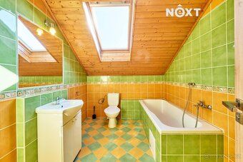Rodiny dům 6+2, podlahová plocha 180 m2 a pozemek 882 m2
Nab