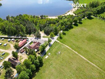 V bezprostřední blízkosti pískovny Tušť (Velká pískovna), re