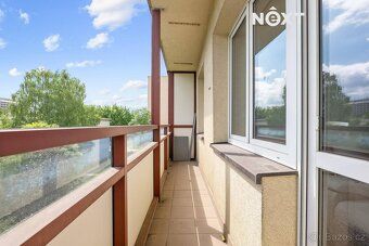 Prostorný byt 3+1 se dvěma balkony a možností úpravy na 3+kk