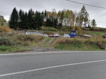 Nabízím pozemek pro komerční výstavbu.Na prodej nebo do pron
