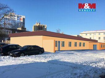 Nabízíme k prodeji přízemní nájemní dům nacházející se v sam