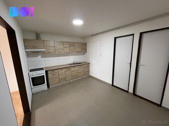 Nabízíme k pronájmu prostorný byt o dispozici 2+1 o výměře 4