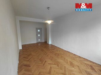 Hledáte bydlení, kde nebudete řešit parkování a zároveň bude