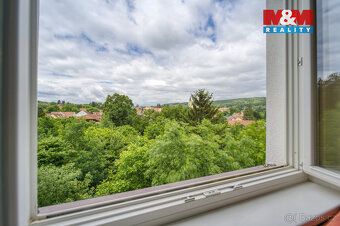 Nabízíme k prodeji světlý a prostorný byt 3+1 o výměře 102 m