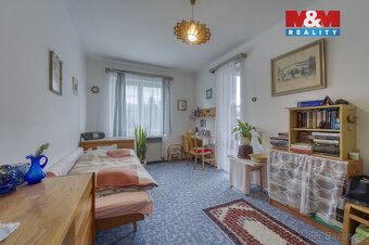 Nabízíme k prodeji světlý a prostorný byt 3+1 o výměře 102 m