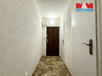 Nabízíme k prodeji prostorný byt 2+1 v osobním vlastnictví v