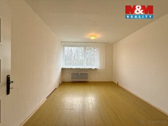 Nabízíme k prodeji prostorný byt 2+1 v osobním vlastnictví v