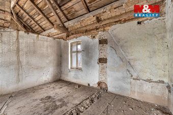 Prodej samostatného rodinného domu v klidné části obce Nemyč