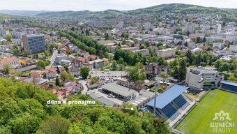 Nabízíme k pronájmu dílnu se zázemím o celkové podlahové plo
