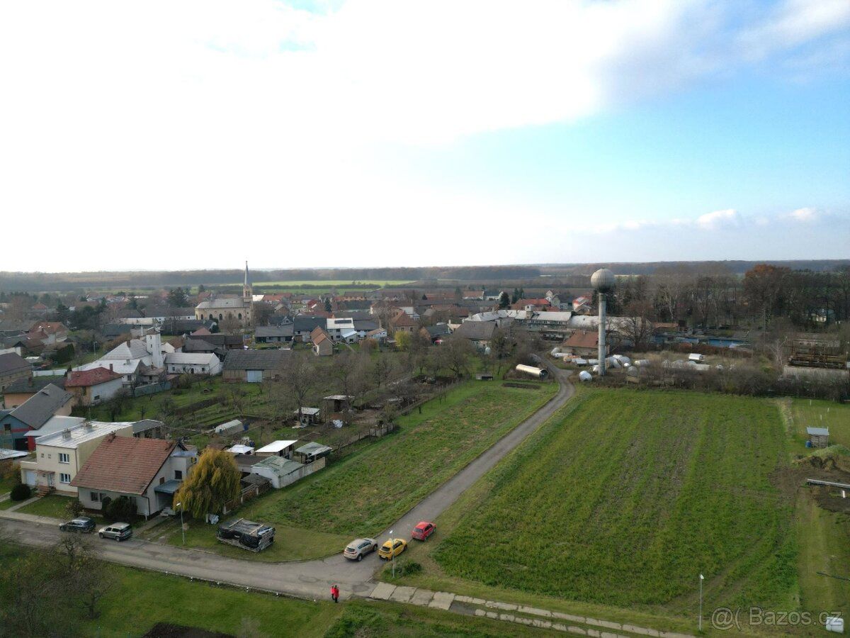 Tak toto už je pořádnej kus světa!
Celkem 6.449m2 ze dvou pa