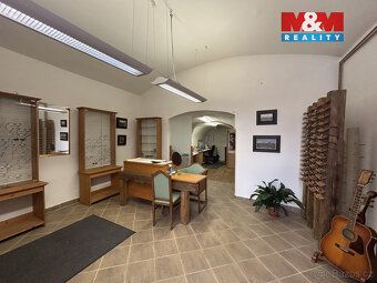 Představují Vám k pronájmu komerční prostor o ploše cca 31 m
