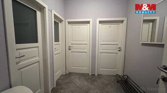Nabízíme k pronájmu plně vybavený cihlový penzion ve Veselí 