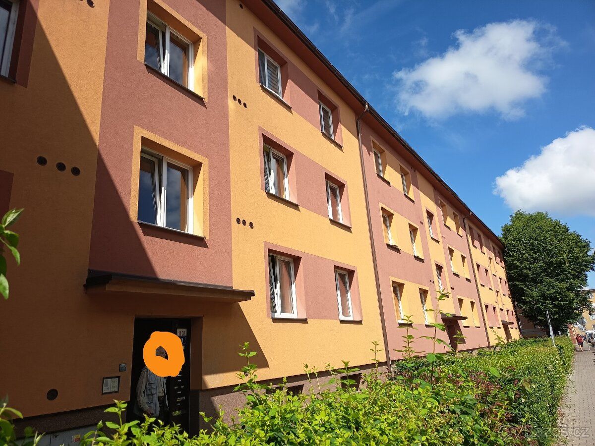 Hledám slušného a spolehlivého nájemníka nebo dva ( Upřednos
