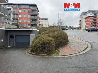 Nabízím k pronájmu garážové stání nacházející se v novostavb