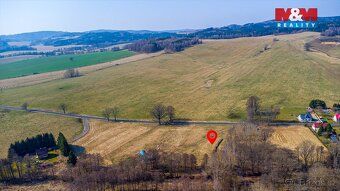 Prodej pozemku k bydlení o výměře 9 084 m² v katastrálním úz