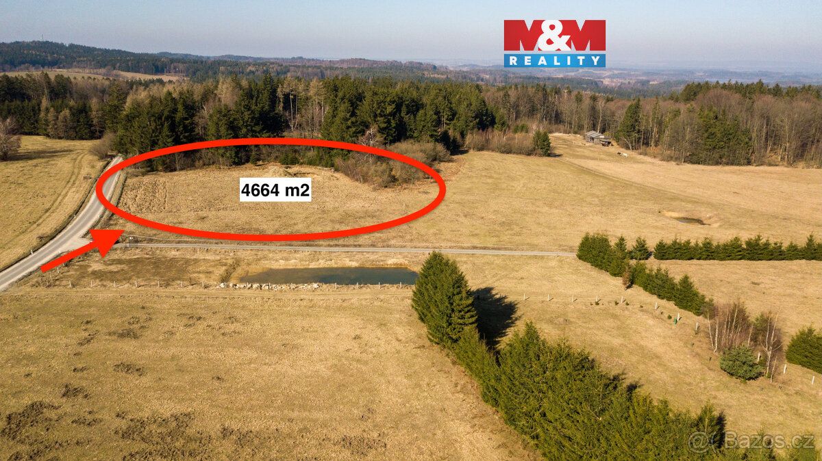 Nabízíme k prodeji pozemek v obci Kaproun, situovaný v její 