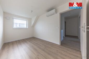 Prodej novostavby 4+kk, 96 m² se zahradou, teráskou a parkov