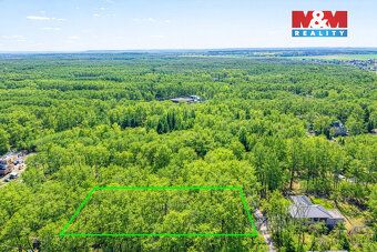 Prodej jedinečného pozemku o výměře 3 825 m² v prestižní a v
